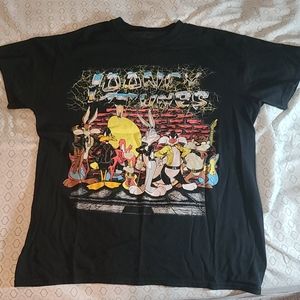 Retro looney tunes shirt
